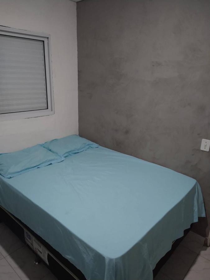 Vila Agradavel Com Piscina. Villa เปรูอิบี ภายนอก รูปภาพ