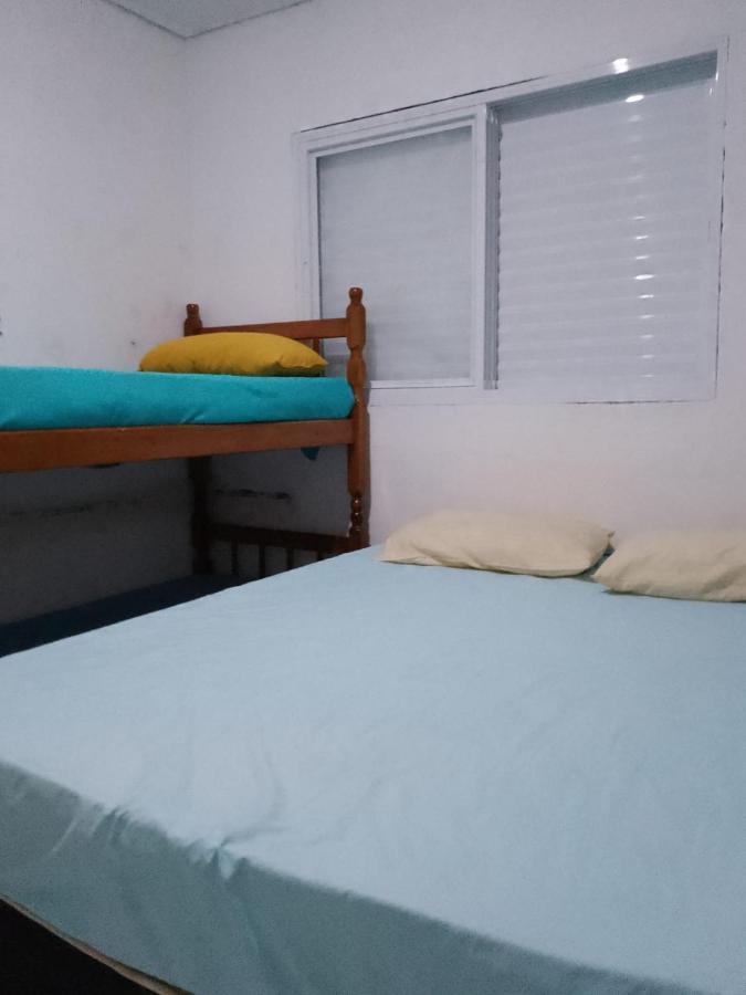 Vila Agradavel Com Piscina. Villa เปรูอิบี ภายนอก รูปภาพ